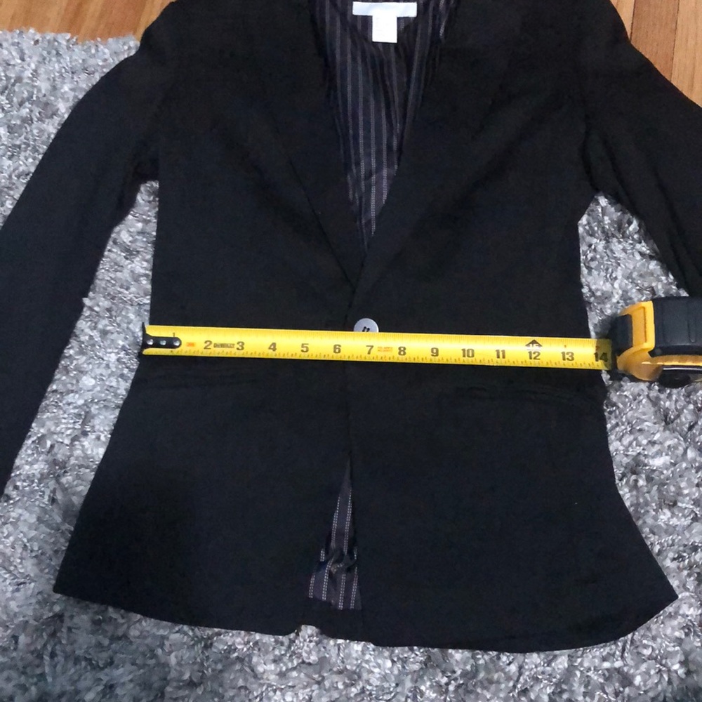 ✨H&M Fitted Blazer✨ - Picture 6 of 8